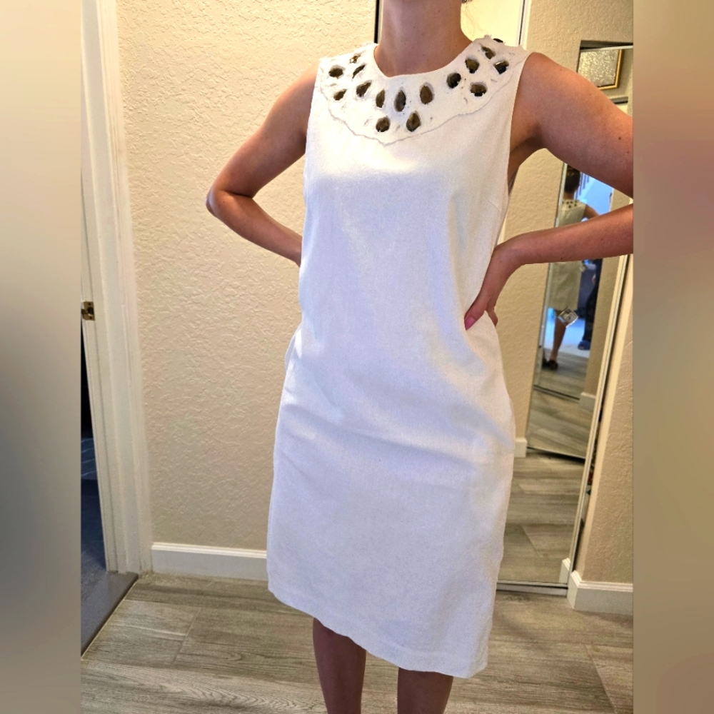 Tory Burch cotton/linen dress with green crystals. Used. Size 6